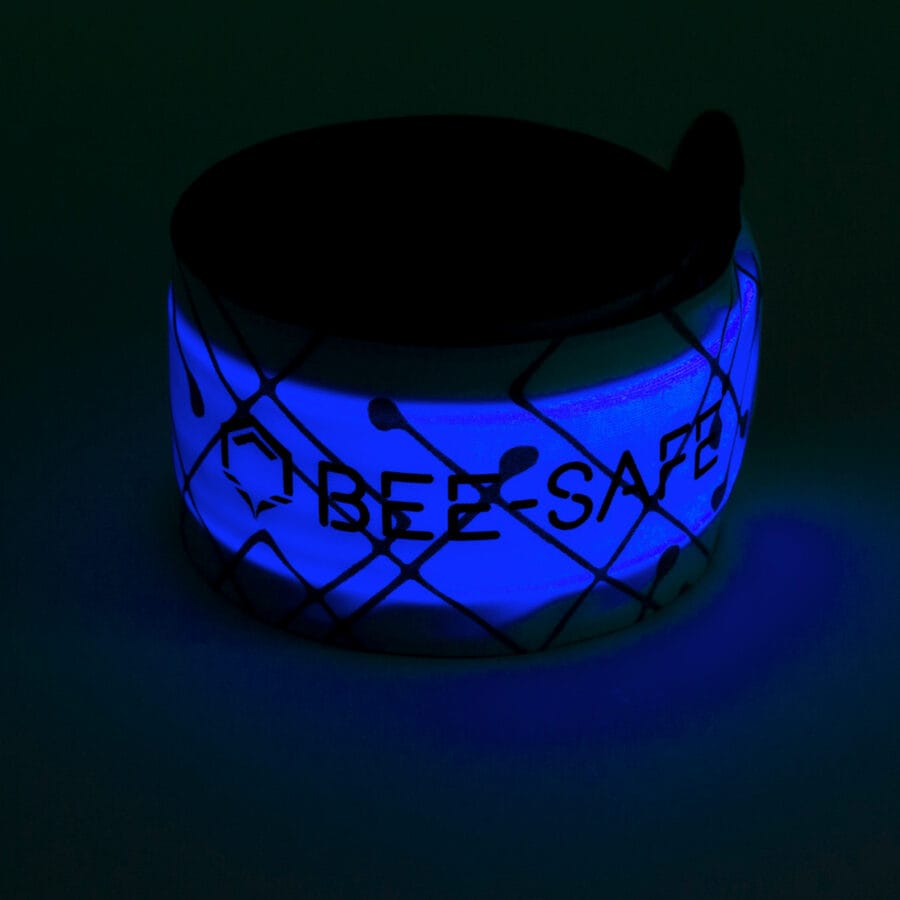 Click Band Bee-Safe LED Click Band USB Reflexband | Gå & Löpkliniken